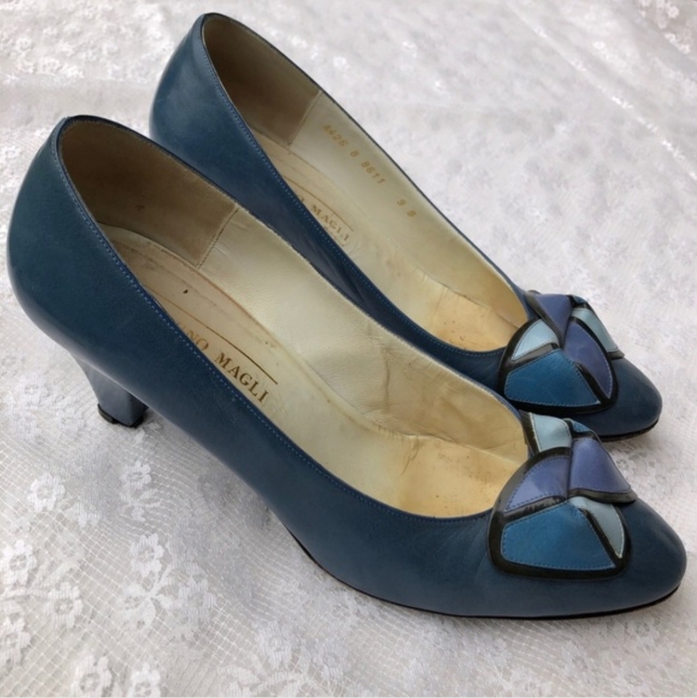 Vintage Bruno Magli High Heels with Knot Detail - Picture 6 of 15